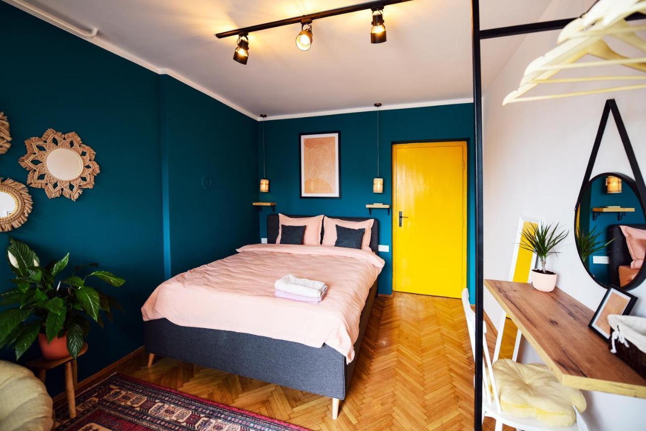 Cozy Bright Central Pristina Esterno foto